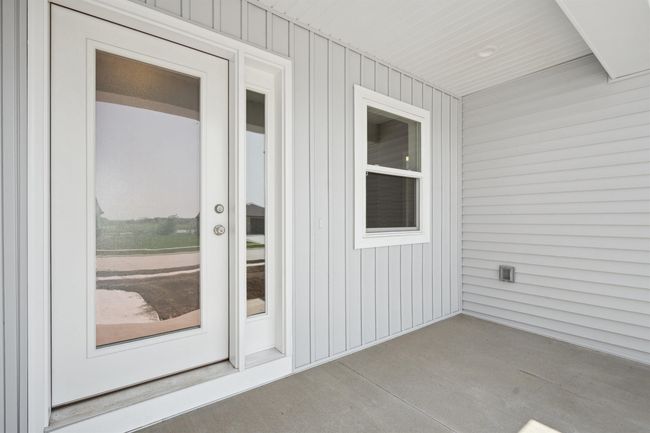 4718 Wild Horse Dr, House other with 3 bedrooms, 2 bathrooms and null parking in Cedar Falls IA | Image 4