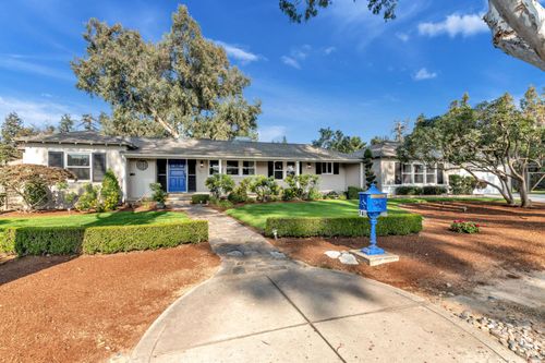 741 E Rialto Ave, Fresno, CA, 93704-3113 | Card Image
