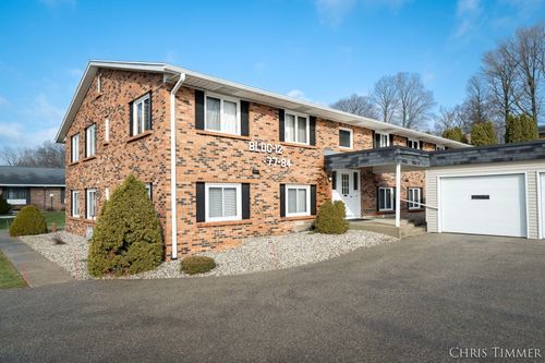 78-230 S State Street, Zeeland, MI, 49464 | Card Image