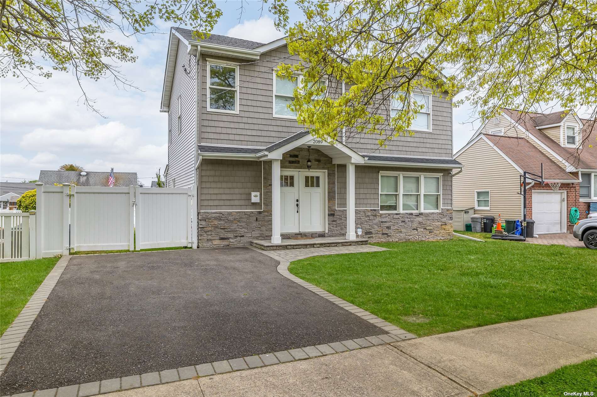 Beech St, Wantagh, NY 11793