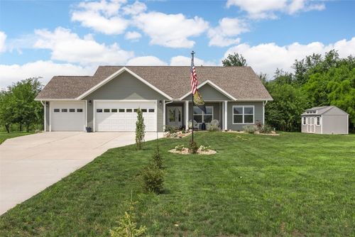 8063 218th Ave, Martelle, IA, 52305-7593 | Card Image