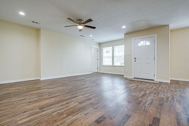 412 S Park St, House other with 3 bedrooms, 2 bathrooms and null parking in Terrell TX | Image 5