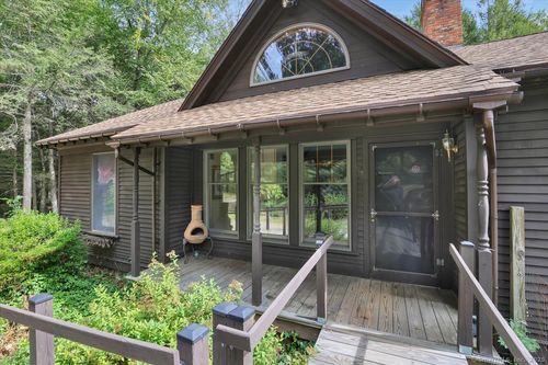 19 Wentworth Rd, East Hampton, CT, 06424-3100 | Card Image