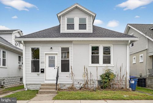 1021 Beeson Ave, UPPER CHICHESTER, PA, 19061-3728 | Card Image