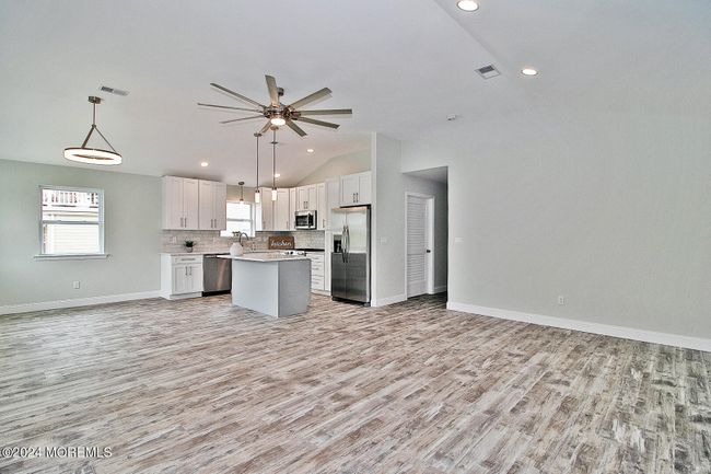 Great room | Image 4