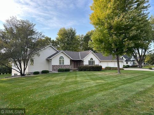 105 Hennepin Ave N, Glencoe, MN, 55336-3159 | Card Image