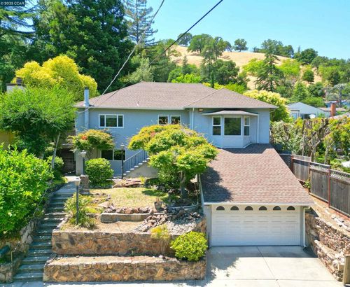 3810 Canyon Way, Martinez, CA, 94553-3716 | Card Image