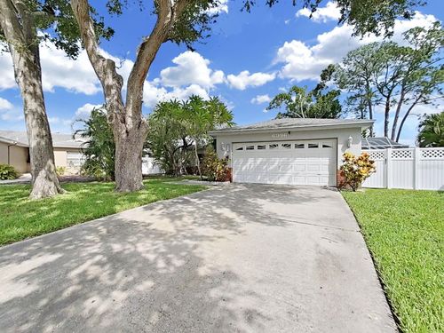 6996 122nd Dr, LARGO, FL, 33773-3335 | Card Image