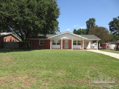 3780 Cherry Laurel Dr, House other with 3 bedrooms, 2 bathrooms and 1 parking in Pensacola FL | Image 2