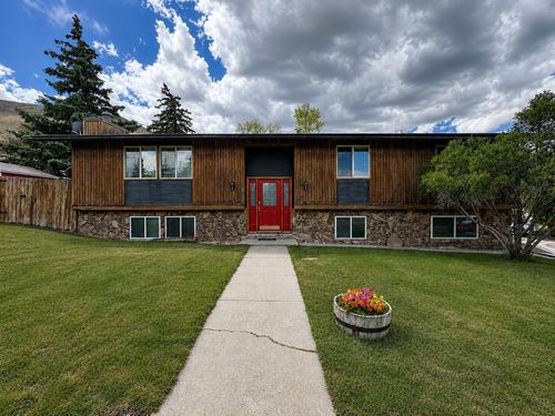 2645 Illinois Ct, Green River, WY, 82935-6131 | Card Image