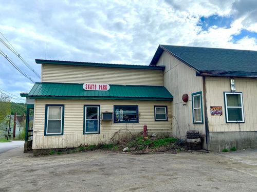 6 Mill St, Ashland, NH, 03217-4520 | Card Image