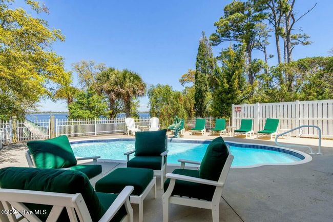 Pool | Image 19