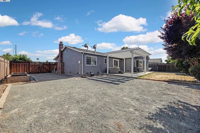 394 Encino Dr, House other with 3 bedrooms, 2 bathrooms and 2 parking in Livermore CA | Image 31