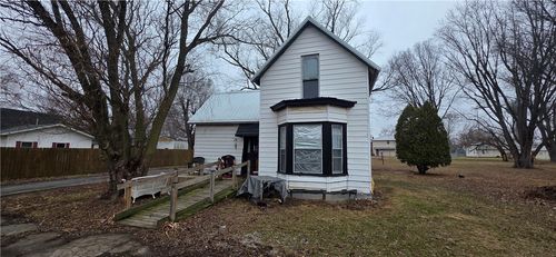 113 N May Street, Potomac, IL, 61865 | Card Image