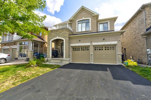 3 Lackington St, Brampton, ON, L6X5N8 | Card Image