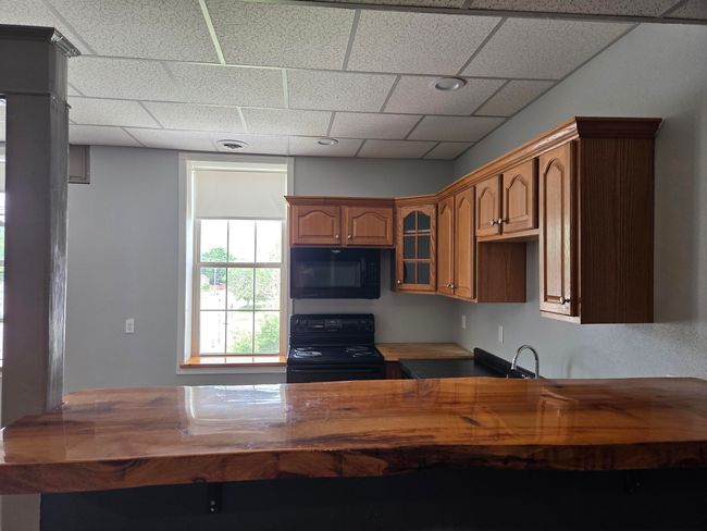 A - 201 W Singleton St, House other with 1 bedrooms, 1 bathrooms and null parking in CENTRALIA MO | Image 5