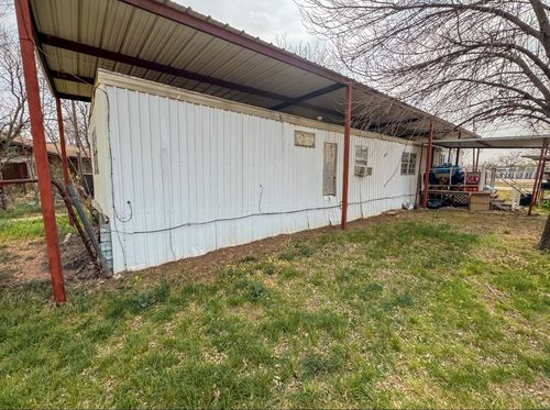912 Plum St, Coleman, TX, 76834-3218 | Card Image