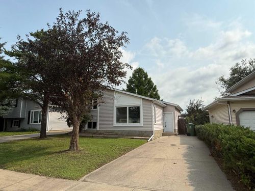 2725 57b Ave, Lloydminster, AB, T9V2N1 | Card Image