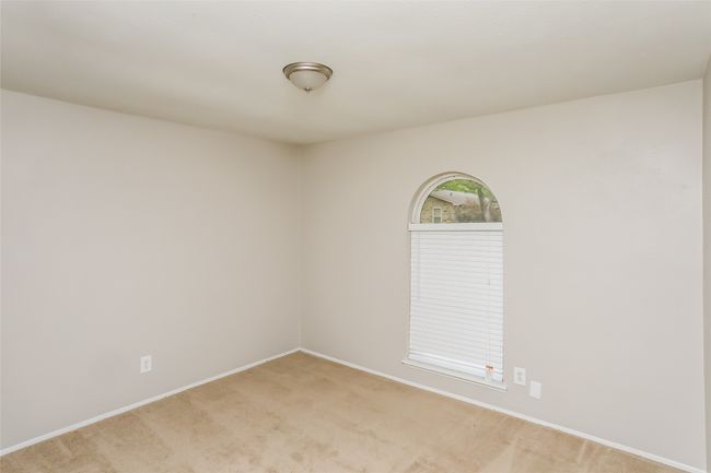 6321 Briar Knoll Dr, House other with 3 bedrooms, 2 bathrooms and null parking in Garland TX | Image 12