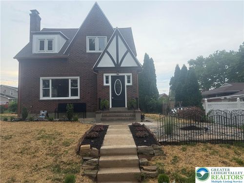 2309 W Washington St, Allentown, PA, 18104-3929 | Card Image
