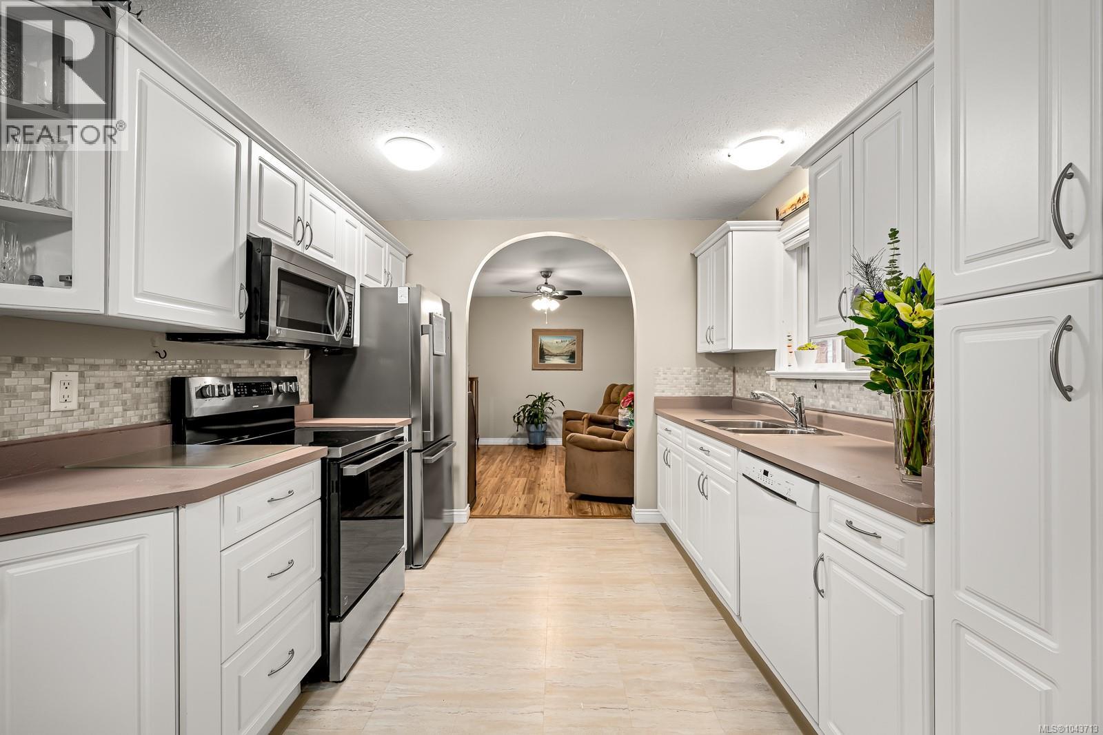 Residential in Comox 3