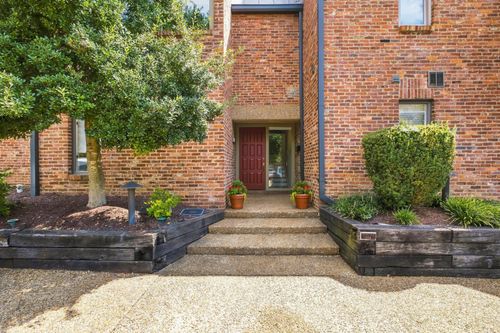 115-115 Hampton Pl, Nashville, TN, 37215 | Card Image