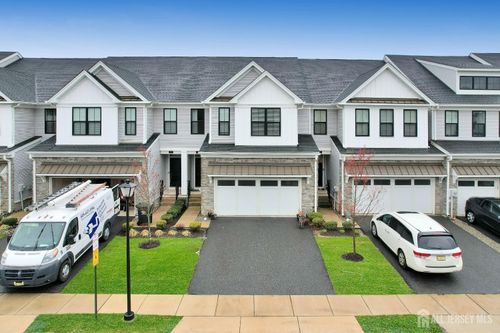 9 Clover Ln, Monroe, NJ, 08831-7198 | Card Image