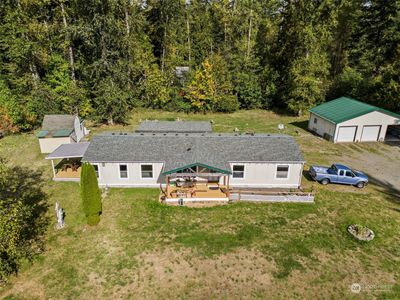 15338 Runyon Road Se, House other with 3 bedrooms, 2 bathrooms and 4 parking in Rainier WA | Image 1