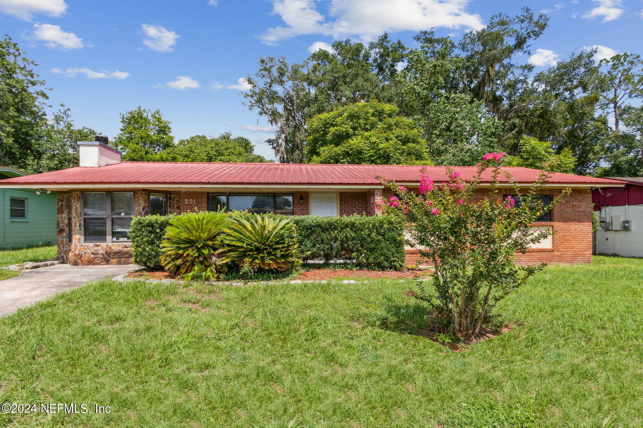 Mimosa Dr, Palatka, FL 32177