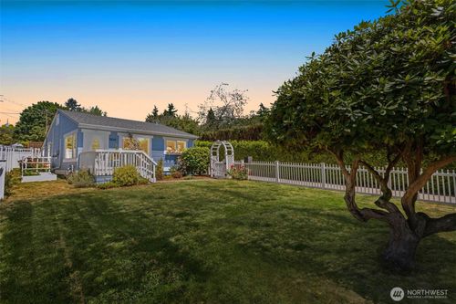 3610 Sw Kenyon St, Seattle, WA, 98126-3429 | Card Image