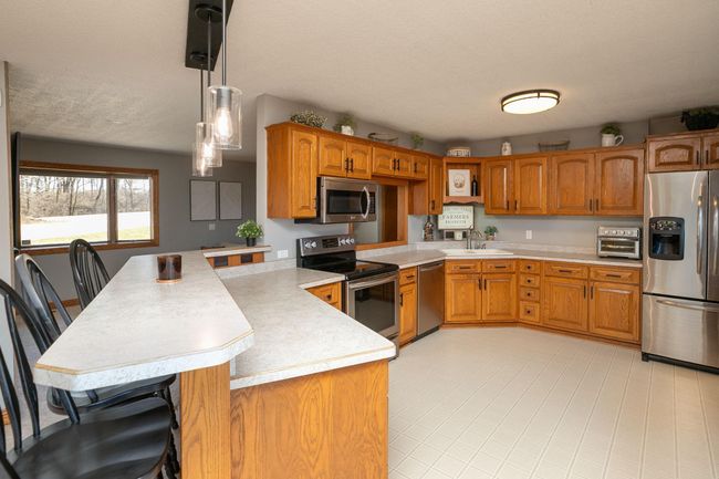 Kitchen | Image 12
