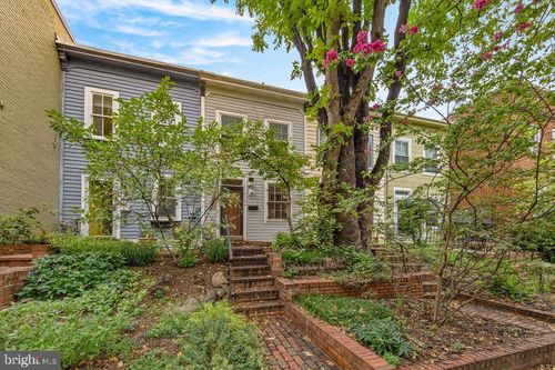 1124 C Street Ne, WASHINGTON, DC, 20002 | Card Image