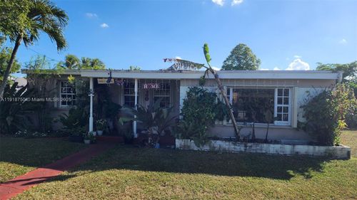 4201 Sw 99th Ct, Miami, FL, 33165-5049 | Card Image