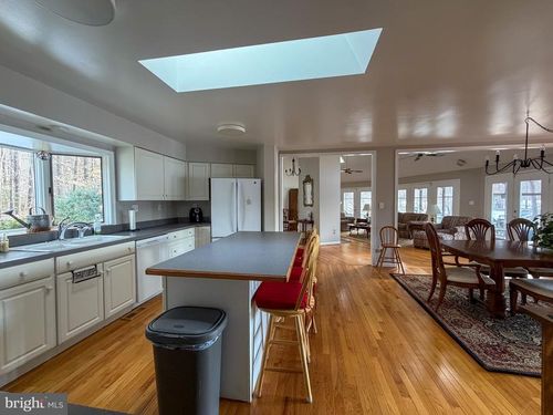 3300 Viola Way, BUMPASS, VA, 23024-9319 | Card Image