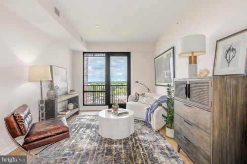 608-255 W Falls Station Blvd, FALLS CHURCH, VA, 22040 | Card Image