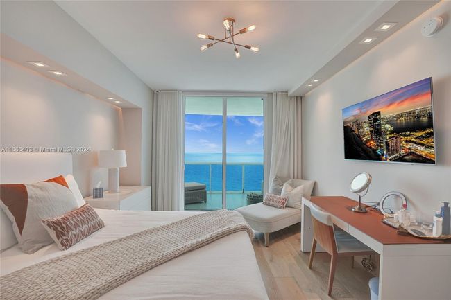 UNIT-2102 - 2711 S Ocean Dr, Condo with 3 bedrooms, 4 bathrooms and null parking in Hollywood FL | Image 26