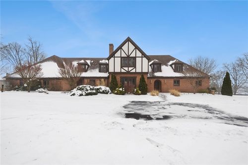 620 N Franklin Ave, Somerset, PA, 15501-1053 | Card Image