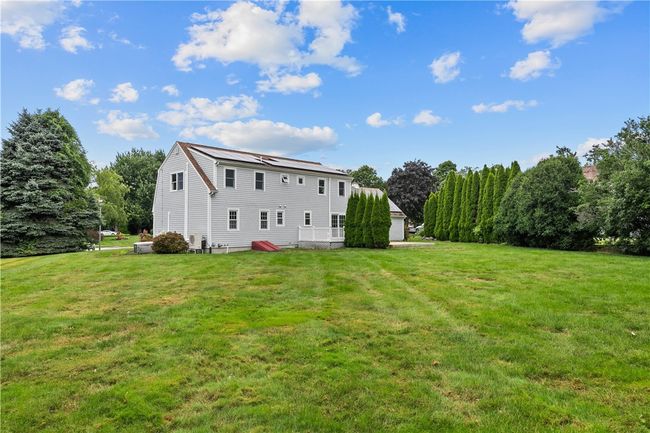 20 Samson Ln, House other with 5 bedrooms, 3 bathrooms and 6 parking in Middletown RI | Image 48