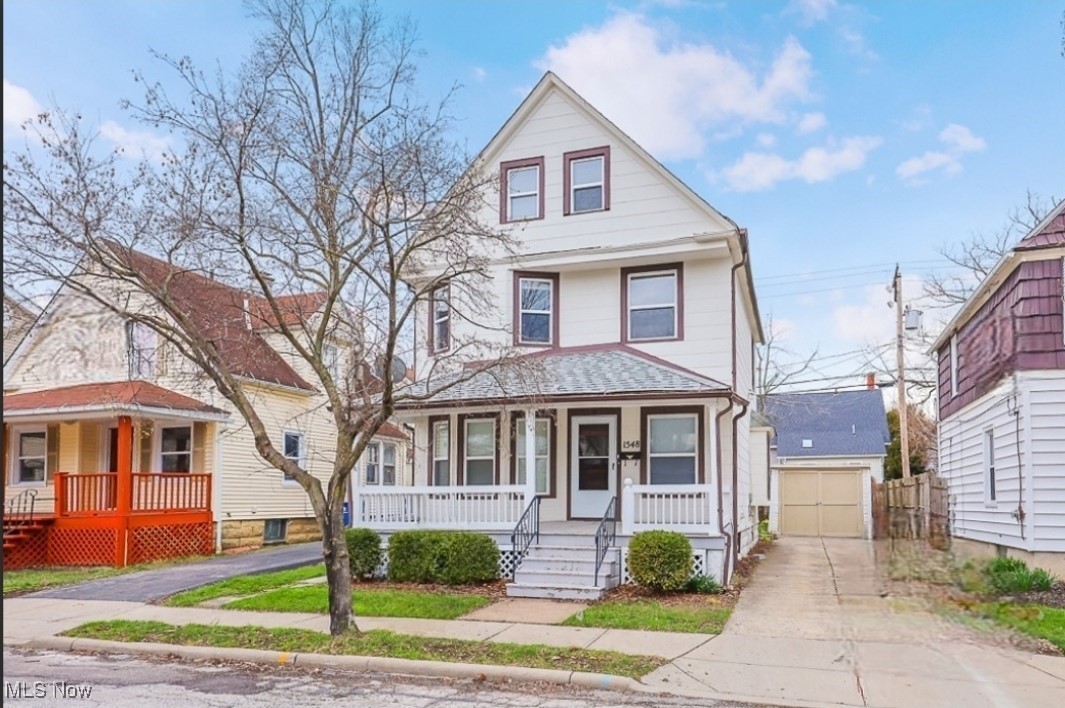 Olivewood Ave, Lakewood, OH 44107