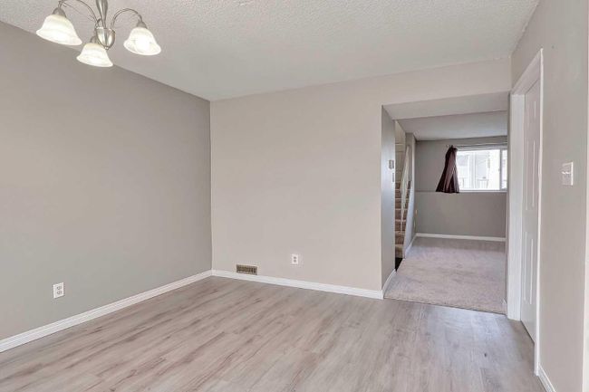 30 - 8112 36 Avenue Nw, Home with 3 bedrooms, 1 bathrooms and 1 parking in Calgary AB | Image 16