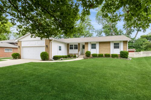 639 N Stephen Dr, Palatine, IL, 60067-2333 | Card Image