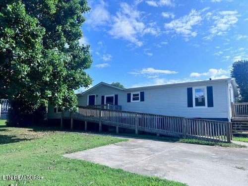 1322 Mountain View Cir, Maryville, TN, 37801-9187 | Card Image