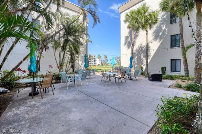APT-414 - 7402 Lake Breeze Dr, Condo with 1 bedrooms, 1 bathrooms and null parking in FORT MYERS FL | Image 4