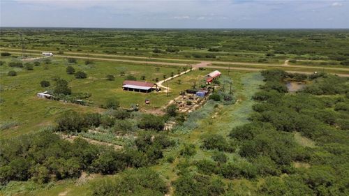 #694 S Us Highway 281, Falfurrias, TX, 78355-4350 | Card Image