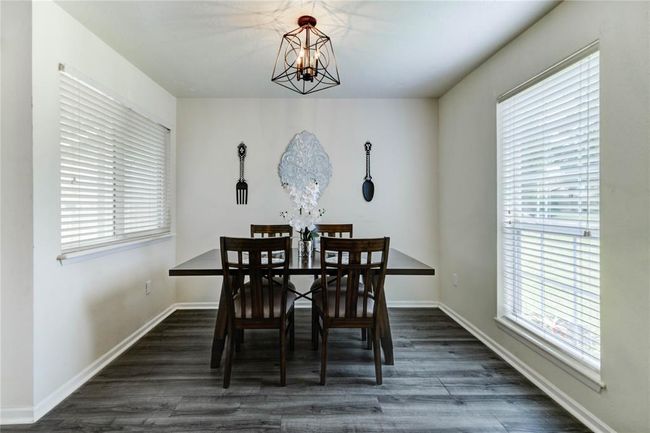 Dining Area | Image 18