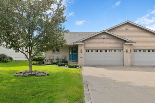 W5415 Timber Creek Trl, La Crosse, WI, 54601-3012 | Card Image