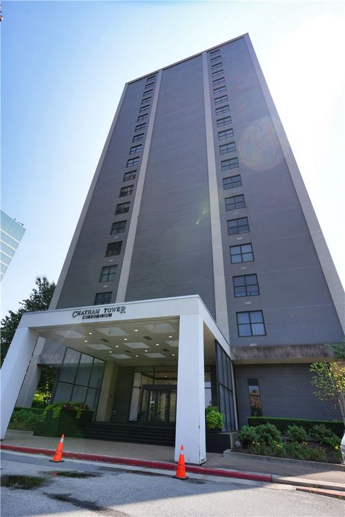 apt-18a-112 Washington Pl, Pittsburgh, PA, 15219-3428 | Card Image