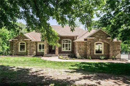 921 Nw 1751st Rd, Bates City, MO, 64011-8212 | Card Image