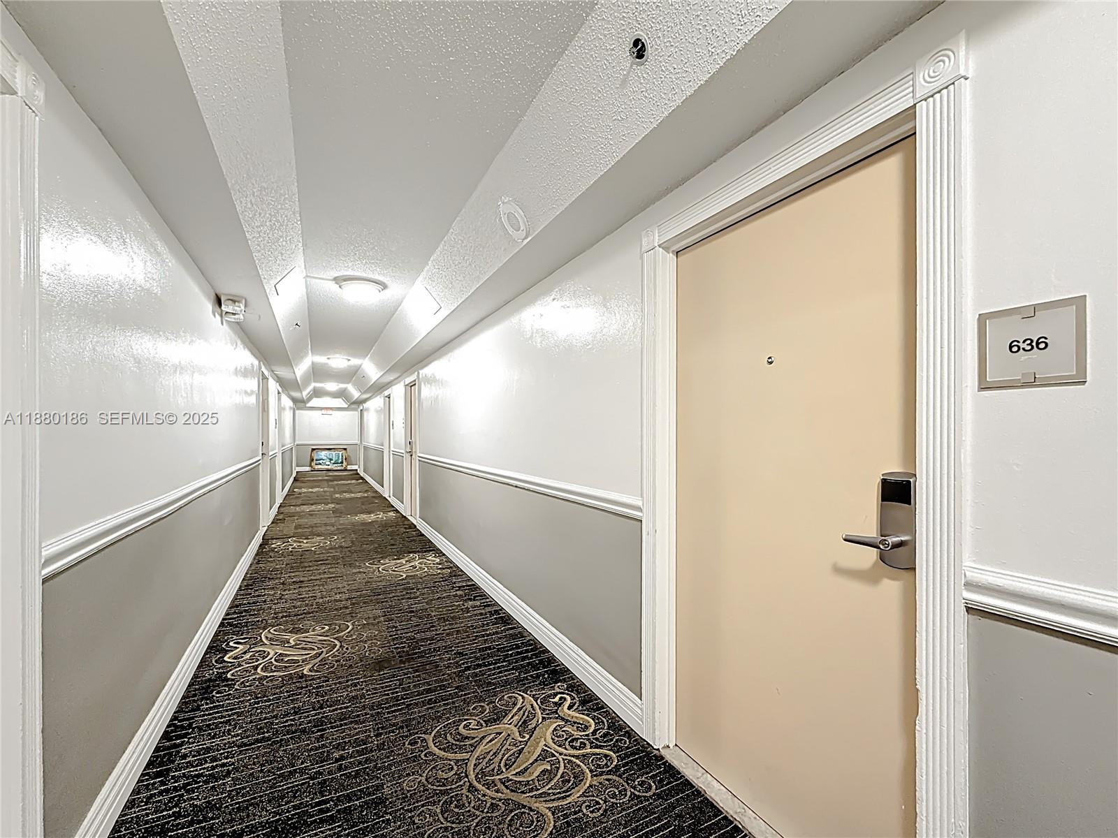 Residential in Sunny Isles Beach 5