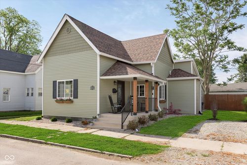 1609 S G St, Elwood, IN, 46036-2452 | Card Image